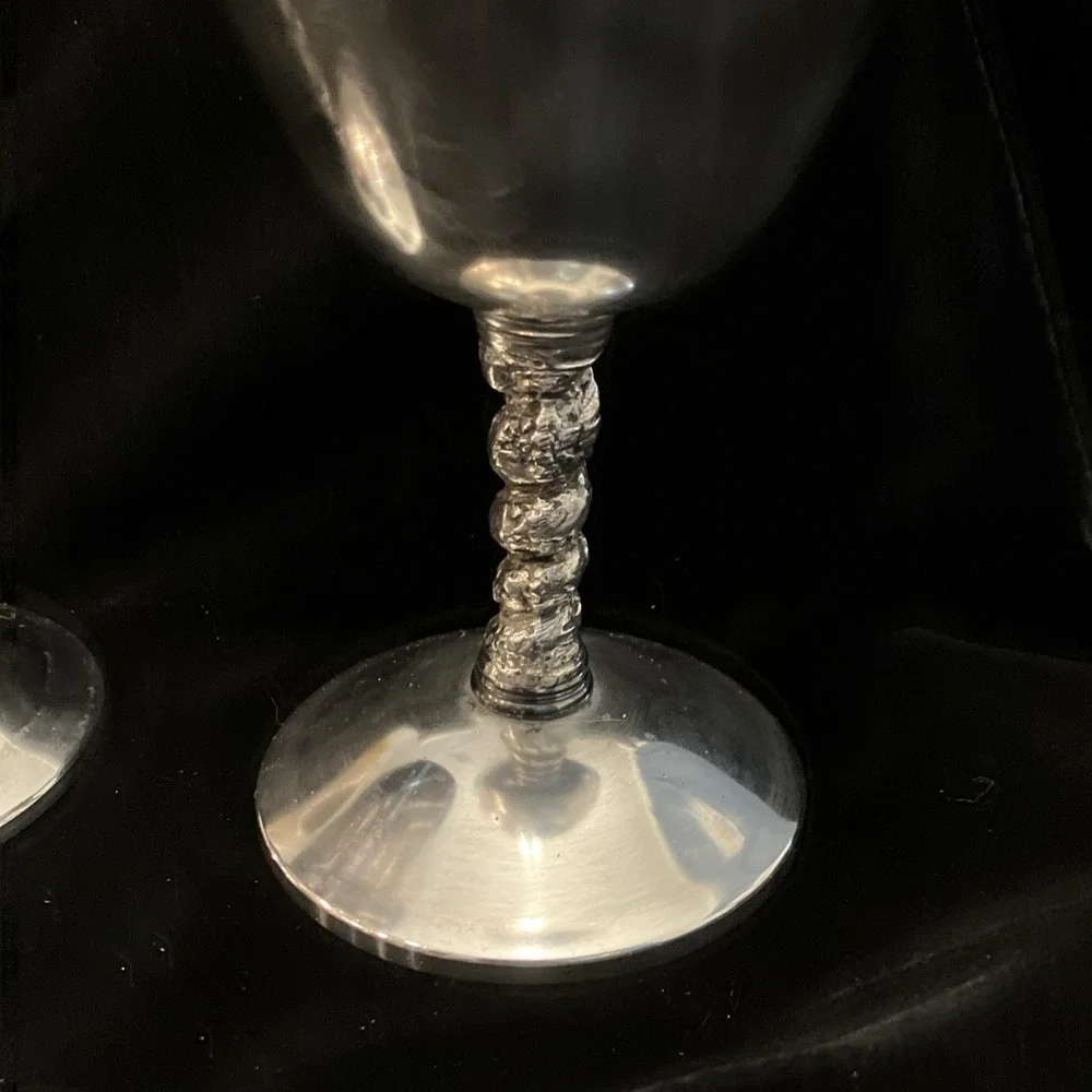 Set Of 2 VTG Silver Tone Twisted Stem Wine Goblets Valero Spain Polished Barware
